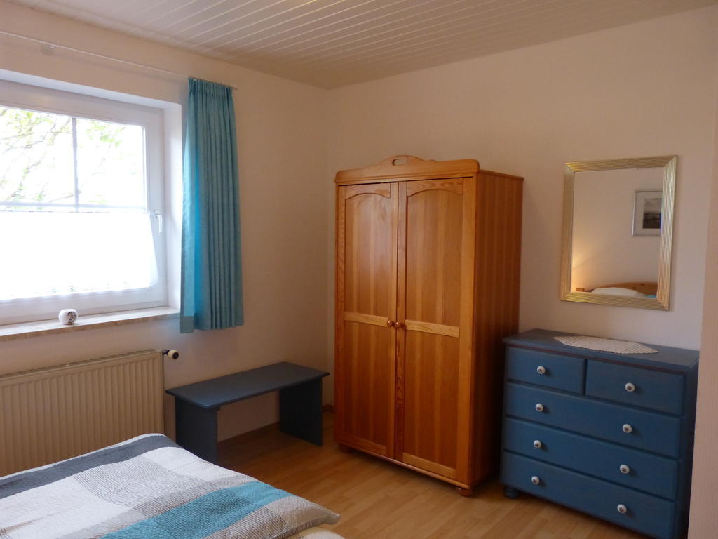 Gastehaus Amrumer 36 부숨 객실 사진